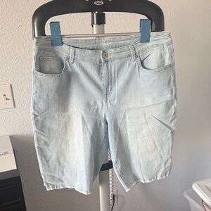 Style & Co. Light Wash Jean Shorts